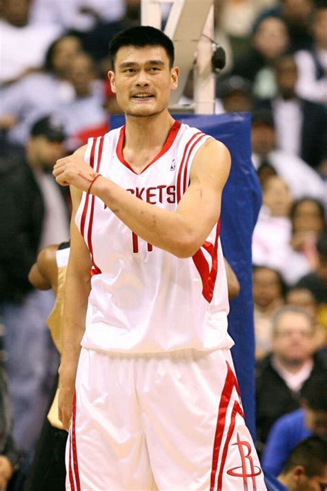 yao ming height and weight